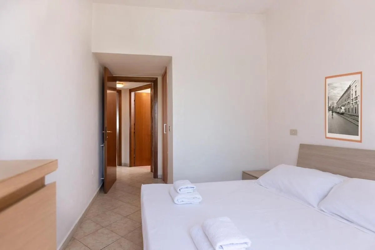 Parea Exclusive Apartment - Near Hospital And Airport Milan
