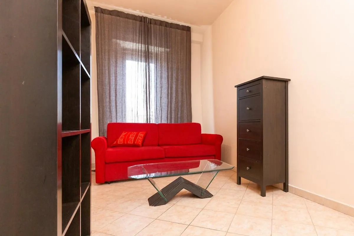 Parea Exclusive Apartment - Near Hospital And Airport Milan 0*,  Italy