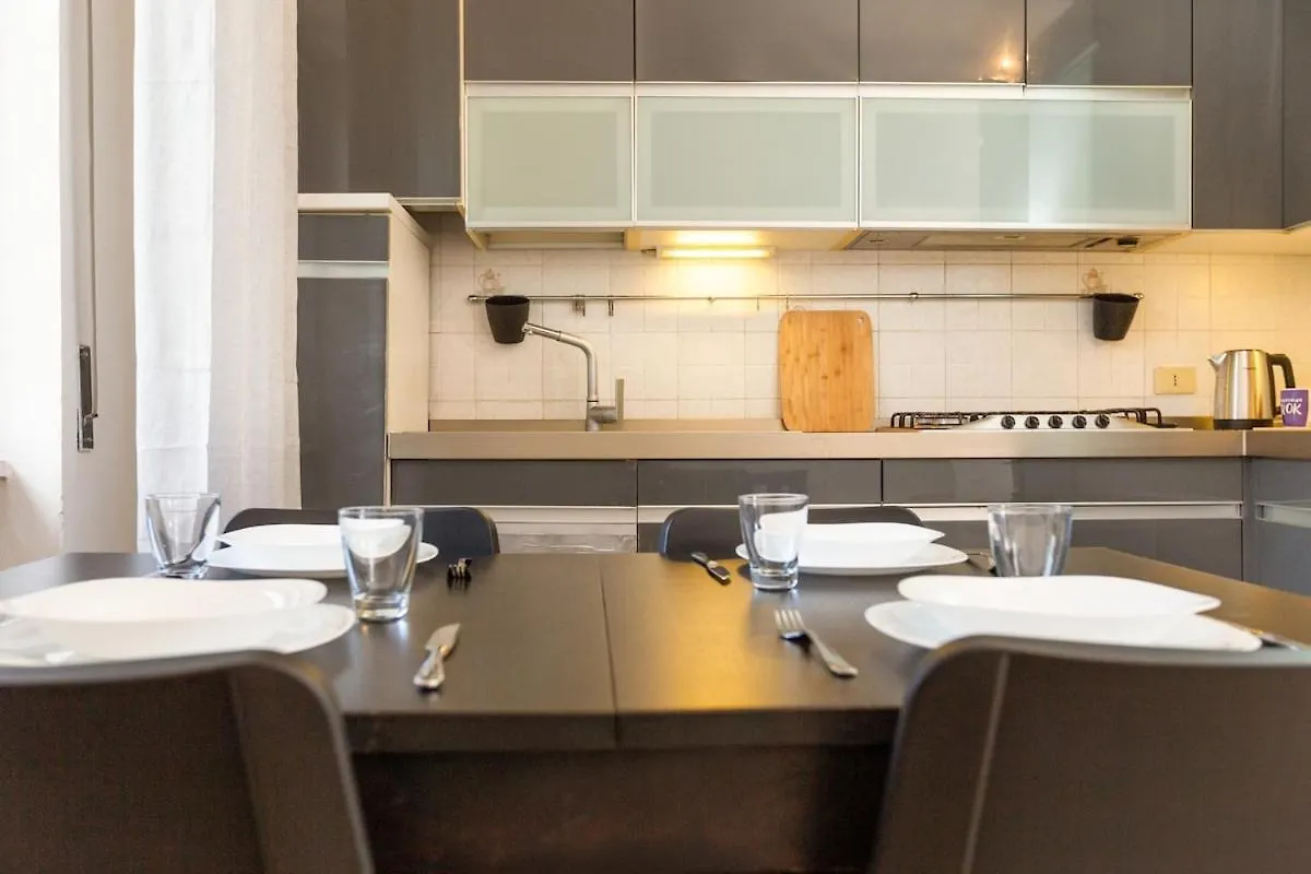 Parea Exclusive Apartment - Near Hospital And Airport Milan Italy