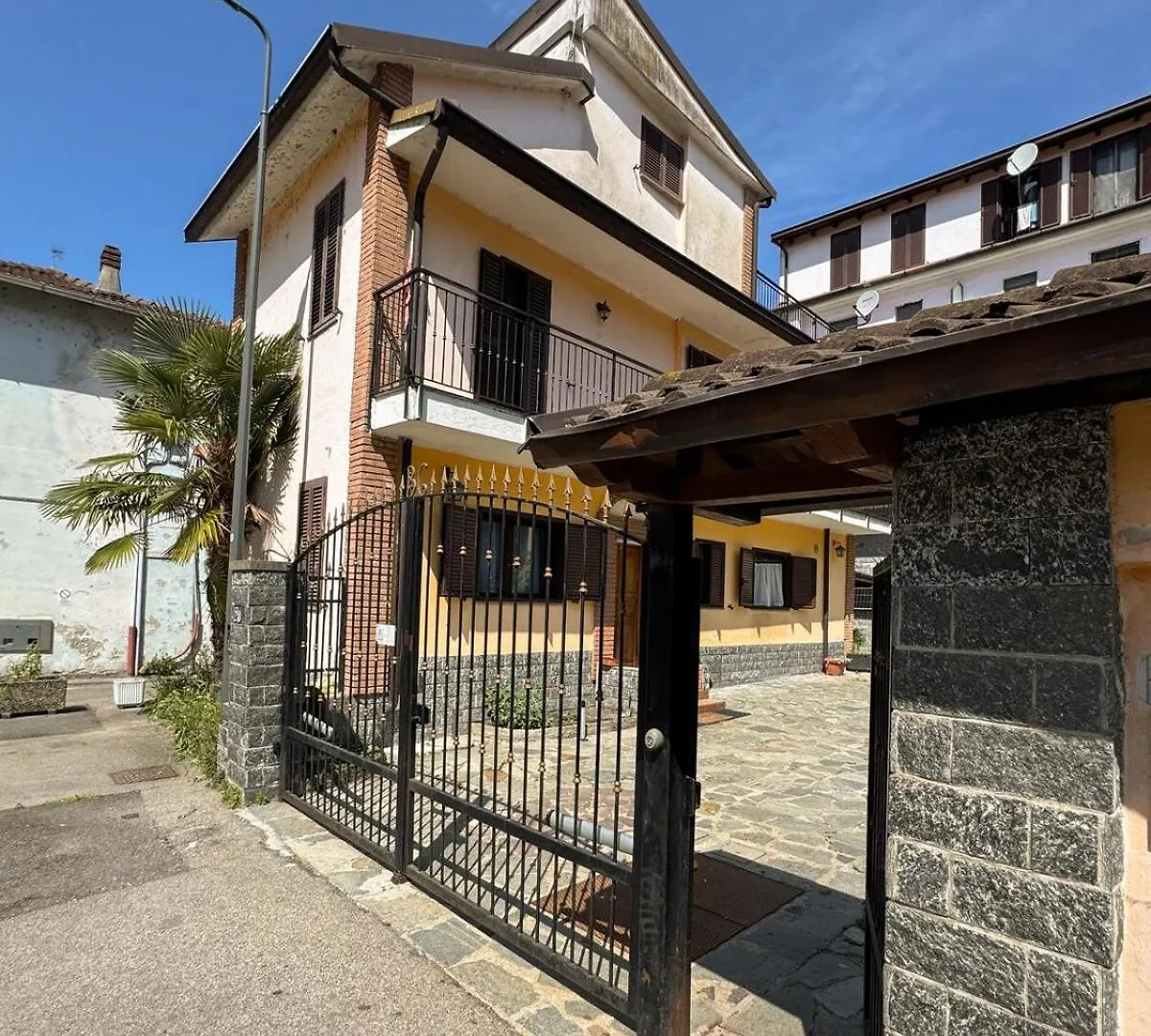 Parea Exclusive Apartment - Near Hospital And Airport Milan